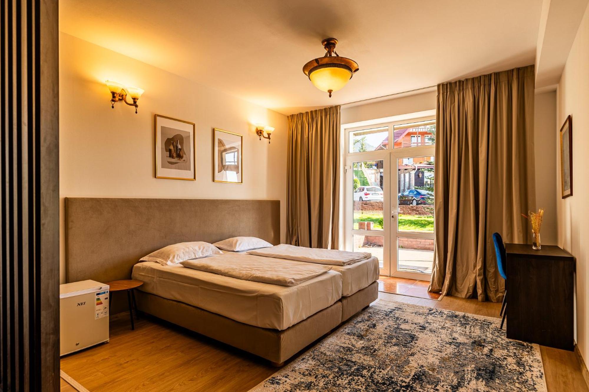 Hotel Monterai